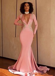 2020 Sexy Deep V-Neck Long Sleeves Slim Mermaid Prom Dresses Custom Evening Party Gowns With Gold Lace Appliques Special Occasion Wear