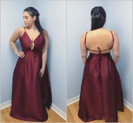 Plus Size Burgundy A Line Evening Dresses Spaghetti Sexy Backless Satin Floor Length Prom Gowns Formal Special Occasion Dress