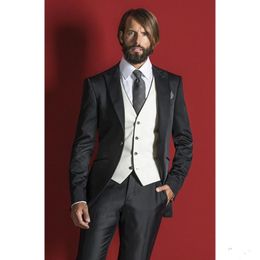 New High Quality One Button Black Groom Tuxedos Peak Lapel Groomsmen Best Man Suits Mens Wedding Suits (Jacket+Pants+Vest+Tie) 823