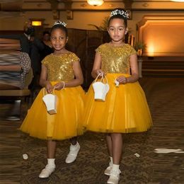 Yellow Sequined Flower Girls Dresses Jewel Neck Bling Bling Tea Length Kids Teens Pageant Gowns Birthday Party Dress For Wedding Wear