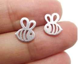 Fashion- Cute BEE INSECT SHAPED STUD EARRINGS ANIMAL JEWELRY For Women Girl Gift Stud Earrings