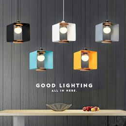 L'illuminazione del candeliere del ristorante del legno solido nordico ha condotto le luci Lampada creativa della lampada di arte semplice della lampada semplice della lampada del caffè Trasporto libero