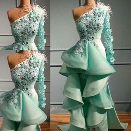 Ruffles One Shoulder Prom Dresses With Feathers Appliques Beads Tiered Saudi Arabic Evening Dress Plus Size Vestidos Women Party Gowns