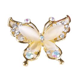 Crystal Rhinestone Butterfly Brooch Vintage Female Fashion Broche Hijab Pins And Brooches Women Animal Pins Broches Jewelry