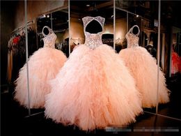 Pink Ballgown Blush Quinceanera Dresses Organza Bed Sheer Neck Lace Up Back 공식 대회 가운 달콤한 16 계층 스커트 드레스