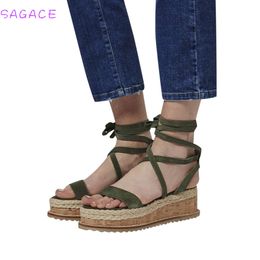 SAGACE 2018 Women Sandals Hot design wedges sandals Rivets high heels sandals Straw shoes Casual platform shoes Roman