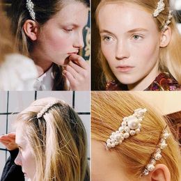 new Korean ins pearl hairpin schoolgirl temperament A word clip web celebrity bangs clip beautiful Party Favour T2C5038