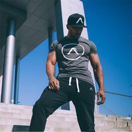 Gym T-shirt Men Short sleeve Cotton Tshirts Casual Print Slim t shirt Male Fitness Bodybuilding Workout Tee Tops Summer Clothing
