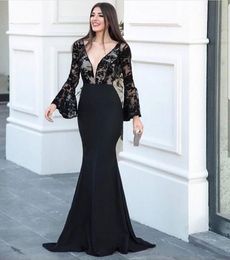 Setwell Deep V-neck Mermaid Evening Dresses Illusion Long Sleeves Lace Appliques Floor Length Prom Party Gowns