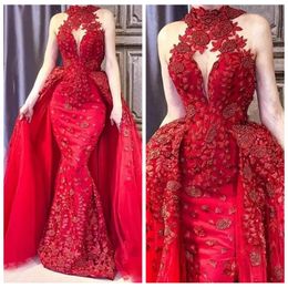 2019 GOrgeous Red Detachable Train Prom Dresses High Neck Lace Appliques Beaded Red Carpet Dress Abric DuBai Evening Celebrity Party Gown