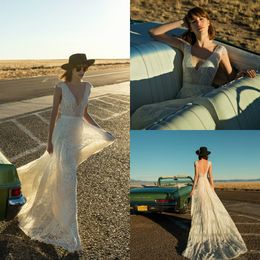 Flora Wedding Dresses Chic Bridal Gowns V Neck Cap Sleeve Lace Backless Boho Beach Wedding Dress Custom Made Vestido De Noiva