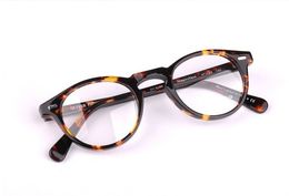 Wholesale- Boys and Gregory Peck Eyeglasses Women Myopia Eyewear Frame with Case