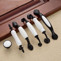 2 pcs Black White Door Handles Country Style Ceramic Drawer Pulls Knob Kitchen Cabinet Handles and Knobs Furniture Handles