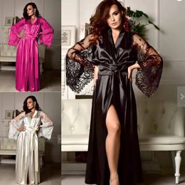 Kvinnor Sexig sidenklädsel Sleepwear Babydoll Lace Lingerie Belt Bath Robe Nightwear Plus Size Female Bathrobes