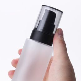 Stock Selling 100ml 120ml Essence Scrub Lotion Bottles Frosted Cosmetic Bottle wit Black Cap For Make Up and Skin Care Container