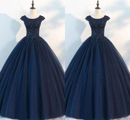 Navy Blue Lace Applique Quinceanera Dresses Cap Sleeve Scoop Beaded Sequin Tulle Ball Gown Sweet 16 Dress Girls Prom Dress Party Gowns