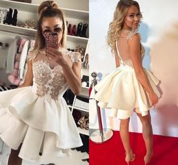 Prom Homecoming bescheidene kurze Kleider Spitze applizierte Rüschen Schwanz Partykleid Illusion Reißverschluss hinten Abendkleider Frauen Club Wear AL3371