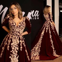 Elegant Arabic Lace Evening Dresses 1/2 Long Sleeves V Neck Velvet A Line Vestidos Formal Party Prom Gowns robes de soirée