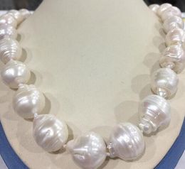 Free Shipping 15 big-23mm unusual white baroque pearl necklace disc closure