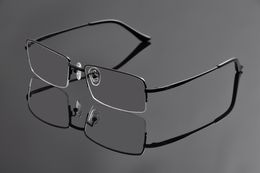 Fashion-- DEDING Titanium Half-Rim Eye Glasses Frame Mens Titanium Eyeglasses High Quality Optical Frame Oculos De Masculino titanioDD0957
