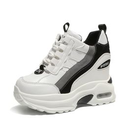 Femmes Femmes Promotion BlanchesVente Baskets De Promotion De Baskets Promotion Femmes De BlanchesVente ulF1c3KJ5T