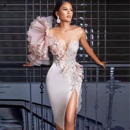 2020 Arabic Sheer Mesh Top Sheath Cocktail Dresse Appliqued Beads Ruffles Split Knee Length Short Prom Dresses Formal Party Evenin317s