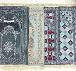 Wholesale Islamic Muslim Prayer Mat Salat Musallah Prayer Rug Tapis Carpet Tapete Banheiro Islamic Praying Mat Chenille Fabric 70*110cm
