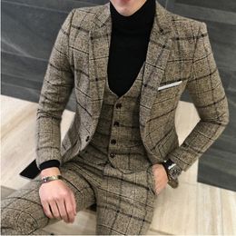 luxury suit ( Blazer + Vest + pant ) Plaid stripes mens suits 2019 Asia size S-5XL High quality tuxedo men suits three-piece set