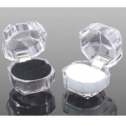 Plastic Acrylic Ring Box for Jewellery Packing Display Transparent Clear Carrying Cases for Ring Gift Hot Sale