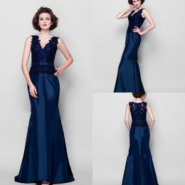 2020 Elegant Mother Of The Bridal Dresses V Neck Sleeveless Appliques Satin Prom Dress Floor Length Mother Dresses