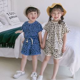 Kids Designer Clothes Boys Leopard Tops Shorts 2pcs Sets Short Sleeve Girls Tracksuit Causal Children Outfits Boutique Kids Clothing DHW3800