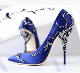 2019 Ornate Filigree Leaf Pointed toe Haute Couture Collection stiletto sapato de noiva branco Super sexy women high heel