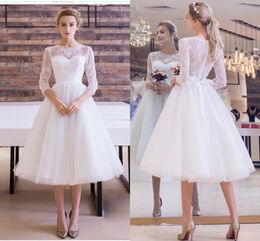 Knee Length Sheer Lace Wedding Dress 3/4 Long Sleeve Short Beach Lace Wedding Dresses Empire Backless Tulle New Fashion Summer Bridal Gowns
