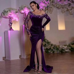 Arabic Dubai Mermaid Evening Dresses With Lace Applique Pleats One Shoulder Velvet Prom Dress Side Split Plus Size Gowns robe de soiree