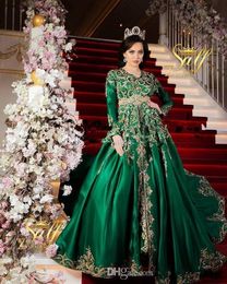 Emerald Green Muslim Evening Dresses Wear V Neck Long Sleeves Luxury Sparkly Gold Embroidery Lace Crystal Beaded Plus Size Party Prom Gowns