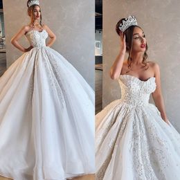 Princess Ball Gown Wedding Dresses Puffy Strapless 3D Flower Appliques Bridal Gowns Sweep Train Open Back Wedding Dress