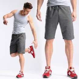 2019 neue Männer Einfarbig Sport Shorts 5 Minuten Casual Herren Shorts Europäischen Und Amerikanischen Straße Schnell Trocknend Herren Shorts