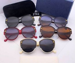 Fashion-Little Bees Designer Womens Sunglasses Summer Woman Sunglasses UV400 1784 5 Color Option Highly Quality with Box