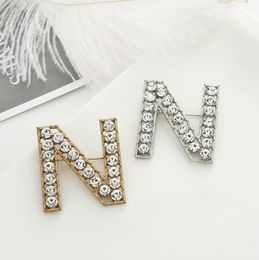 Women Men Fashion Full Rhinestone Letters Pins Brooches Gold/Silver Plated Letters Bling Bling Brooches Pins For Party Wedding brooch lot