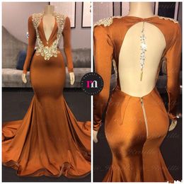 Newest Designer Prom Dresses Sexy Plunging V Neck Long Sleeves Gold Lace Applique Sequins Mermaid Sweep Train Backless Evening Party Gown 403 403