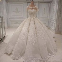 luxury gorgeous lace ball gown wedding dresses puffy short sleeve jewel neck saudi arabia ivory wedding dress bridal gowns