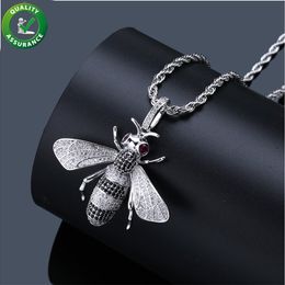 Iced Out Pendant Hip Hop Jewellery Micropave Simulated Diamond CZ Bling Bee Pendant Necklace with Rope Chain for Men Luxury Designer7474095