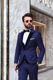 New Style Groomsmen Peak Lapel Groom Tuxedos Blue Men Suits Wedding/Prom/Dinner Best Man Blazer ( Jacket+Pants+Tie+Vest ) K290