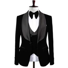 Настоящее фото черный бархатный жених смокинги мужские выпускные вечеринки деловые костюмы пальто жилет комплект брюк (куртка + брюки + жилет + галстук-бабочка) K204
