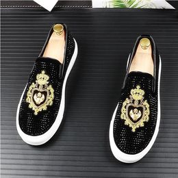 Newest Europe luxury pattern fashionable mens shoes Diamond Rhinestones Wedding Social masculino Male Flats Shoes I98