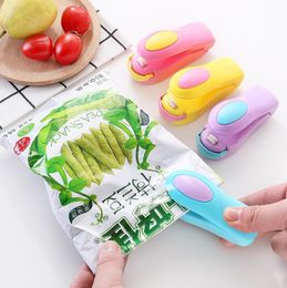 Mini household capper bag heat sealer portable heat sealing machine impulse sealer seal packing plastic bag plastic food saver storage