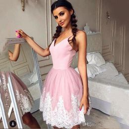 Charming Homecoming Dresses Spaghetti Straps Sleeveless Exquisite Lace Appliques Cocktail Party Gowns Prom Dress Cheap High Quality
