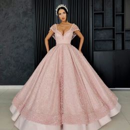 Luxury Lace Ball Gown Wedding Dresses Pearls V Neck Pleated Bridal Gowns Floor Length Custom Made Vestidos De Novia