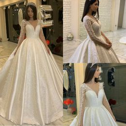 Wedding Dresses Sequins Bridal Ball Gowns Long Sleeves V Neck Puffy Lace Appliques Wedding Gowns Petites Plus Size Custom Made