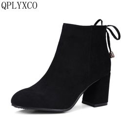 Kaufen Sie im Großhandel Frauen Schuhe Stiefel Kleine Größe Kaufen Sie im Großhandel Frauen Schuhe Stiefel Kleine Größe